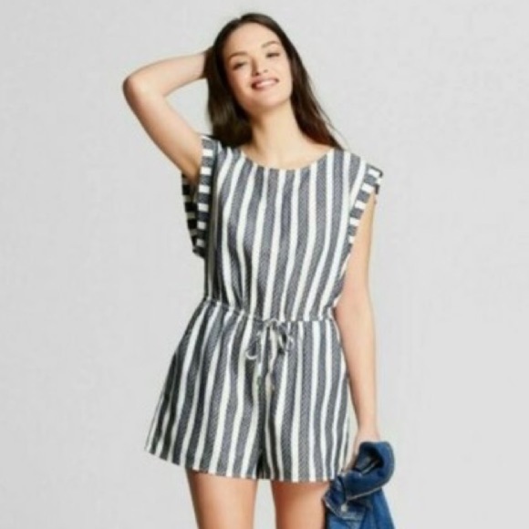 Universal Thread Navy Blue & White Stripe Textured Romper Women’s Plus Size XXL - Picture 1 of 13